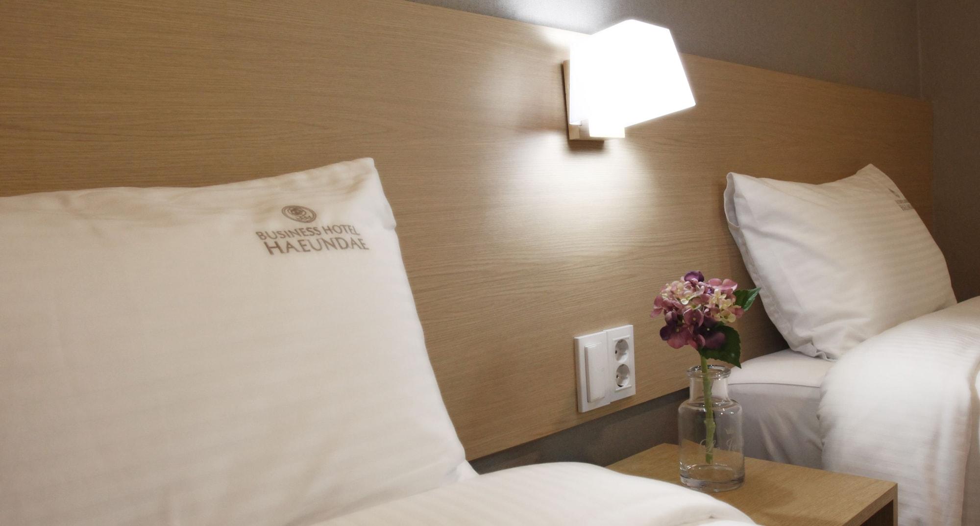 Business Hotel Haeundae S Busan Ngoại thất bức ảnh